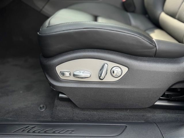 New 2026 Porsche Macan image 16