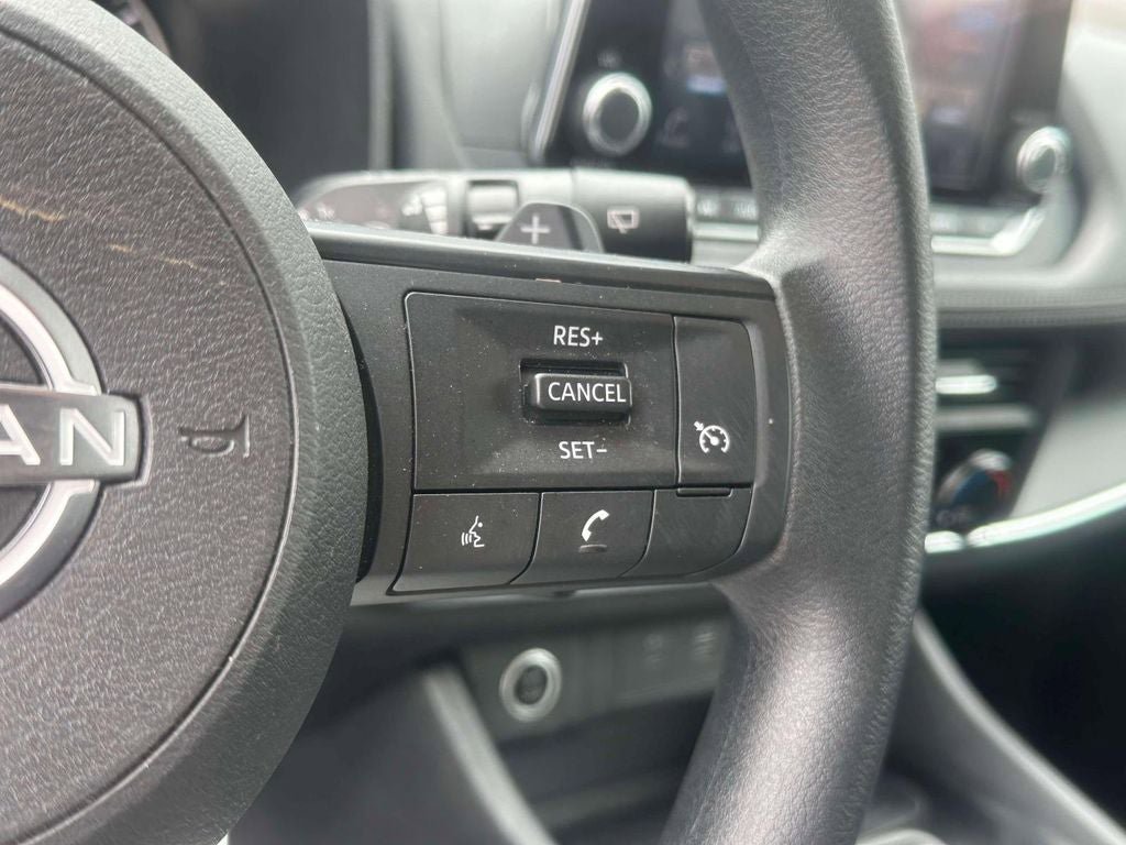 Used 2023 Nissan Rogue S AWD/4WD image 21