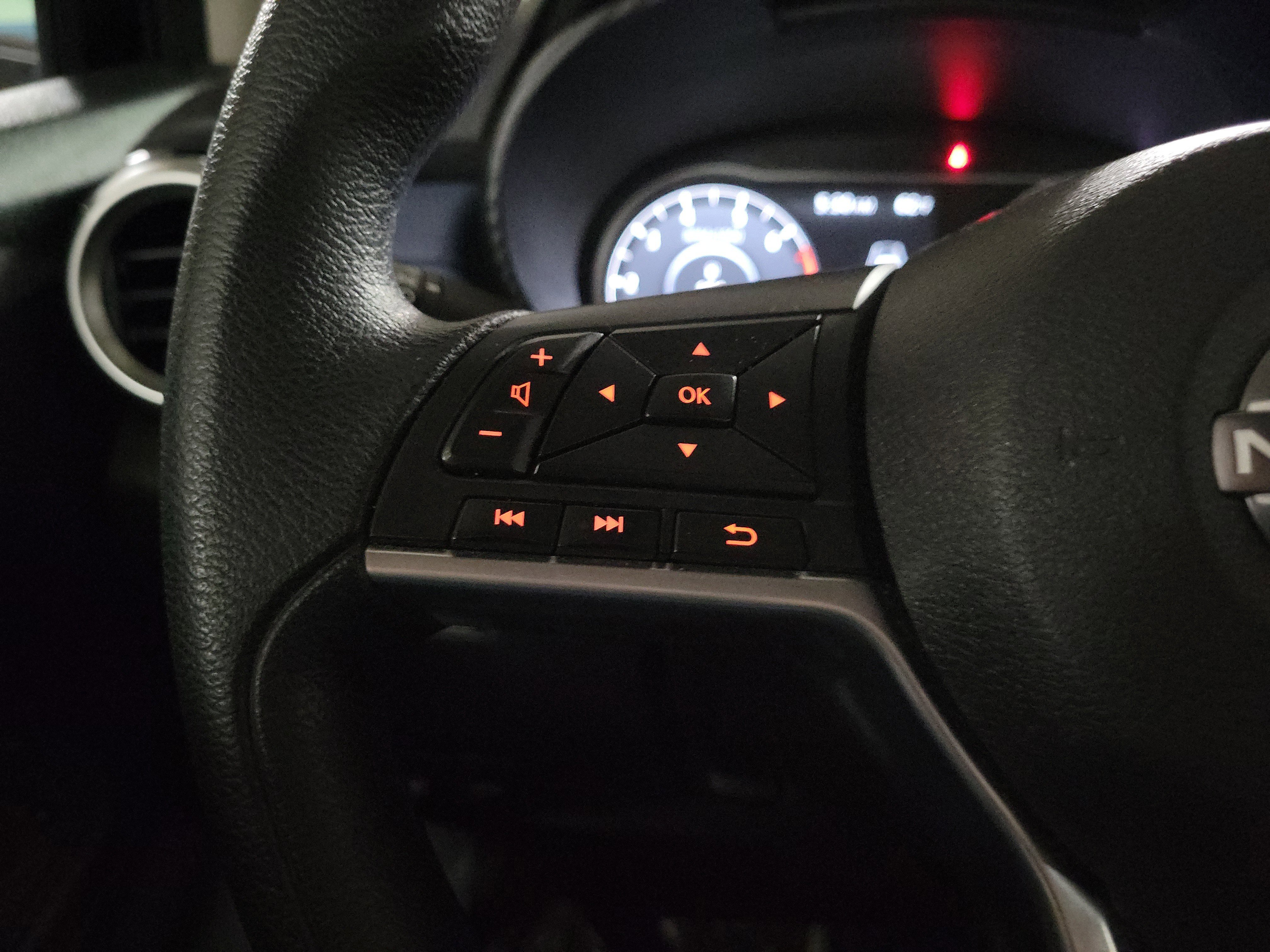 Used 2023 Nissan Versa SV image 22