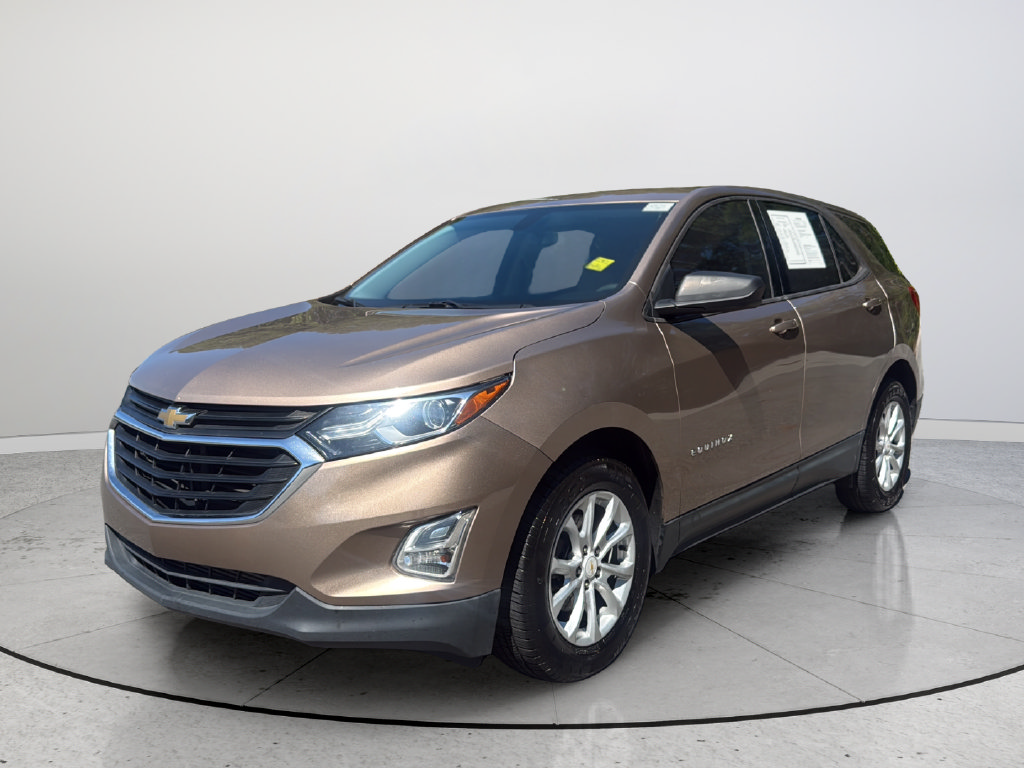 Certified 2019 Chevrolet Equinox LS w/ LS Convenience Package FWD image 4