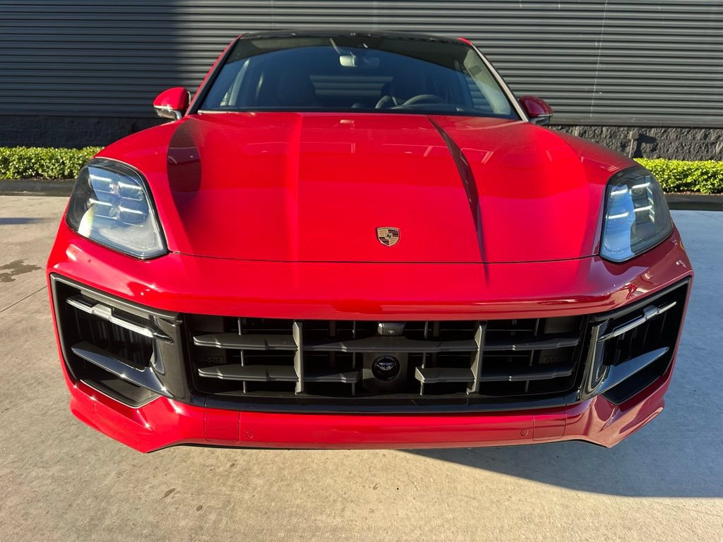 Certified 2026 Porsche Cayenne GTS AWD/4WD image 8