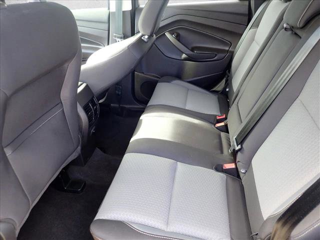 Used 2019 Ford Escape SE image 9