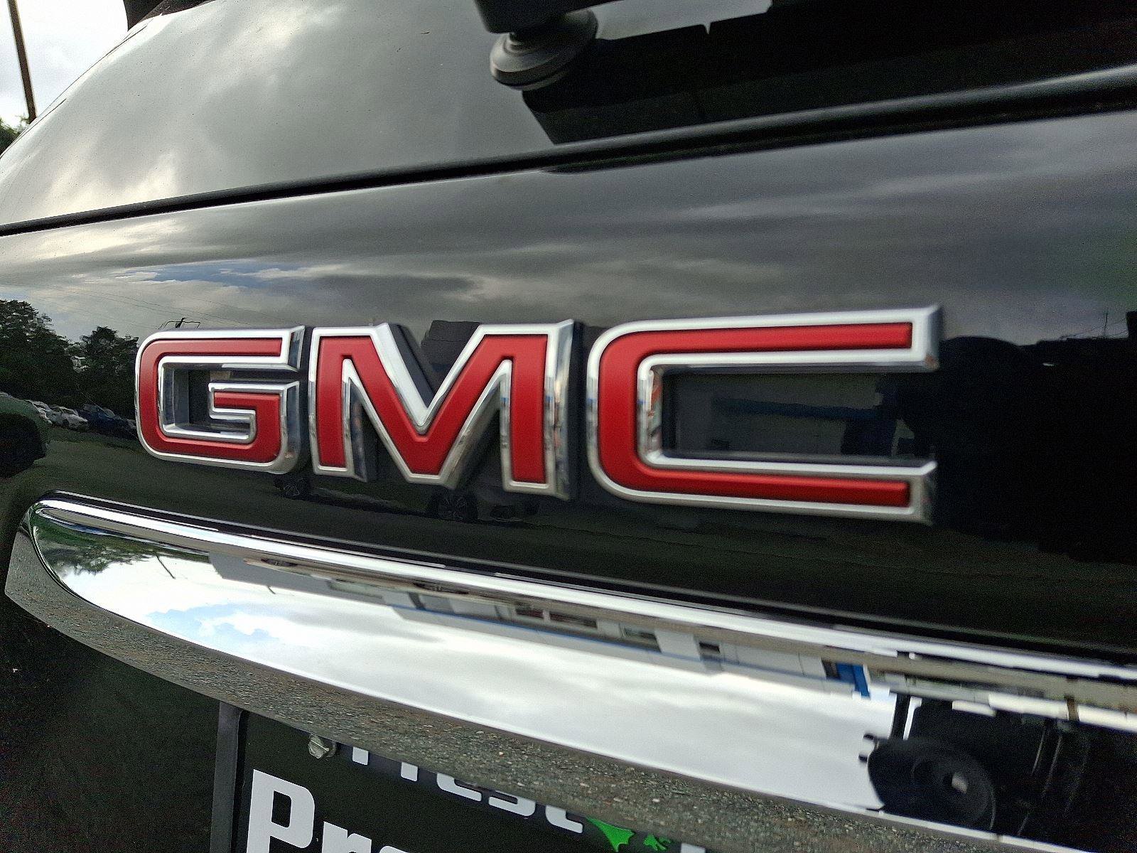 Used 2024 GMC Terrain SLE image 29