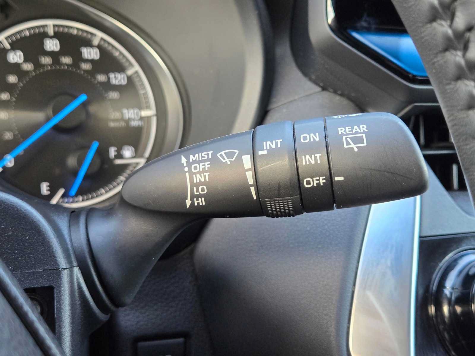 Used 2022 Toyota Venza XLE AWD/4WD image 25
