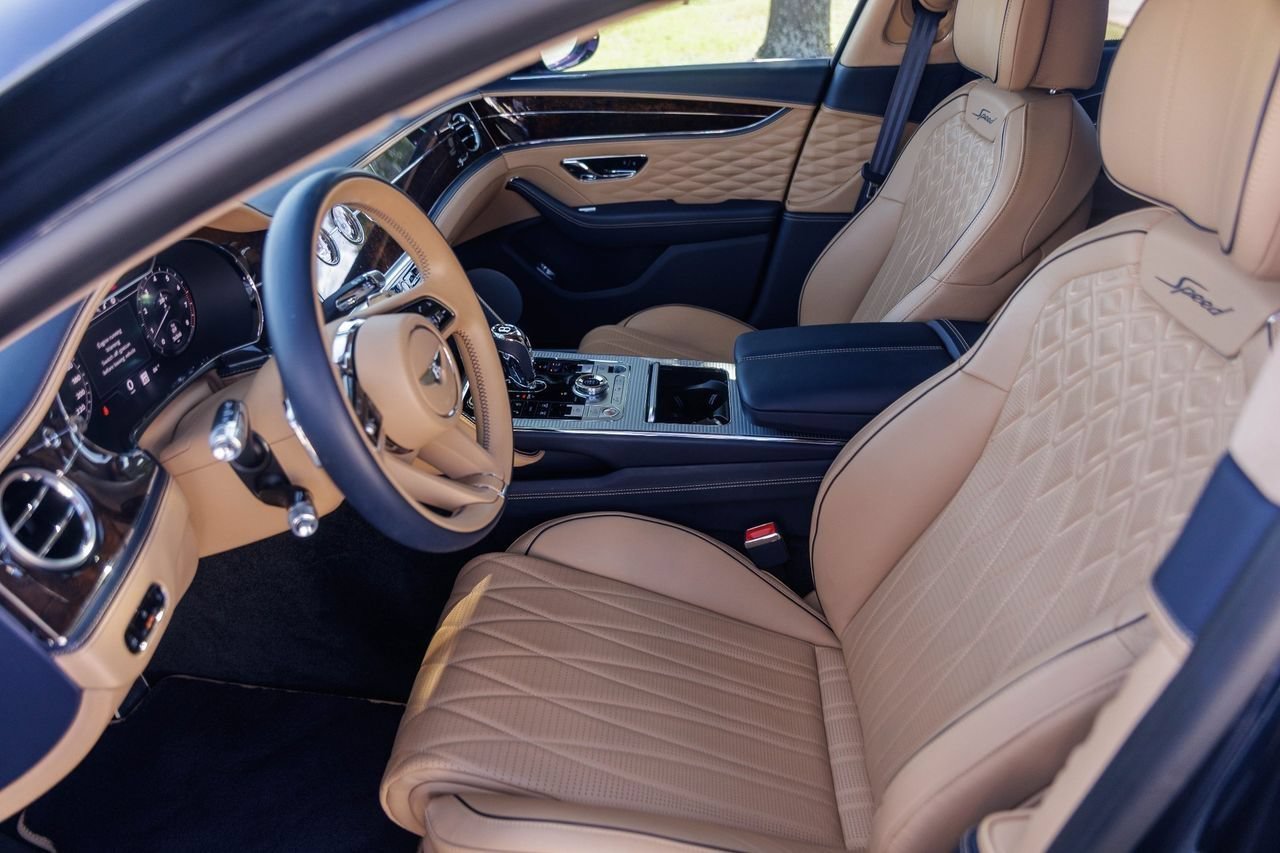 Certified 2023 Bentley Flying Spur W12 AWD/4WD image 30
