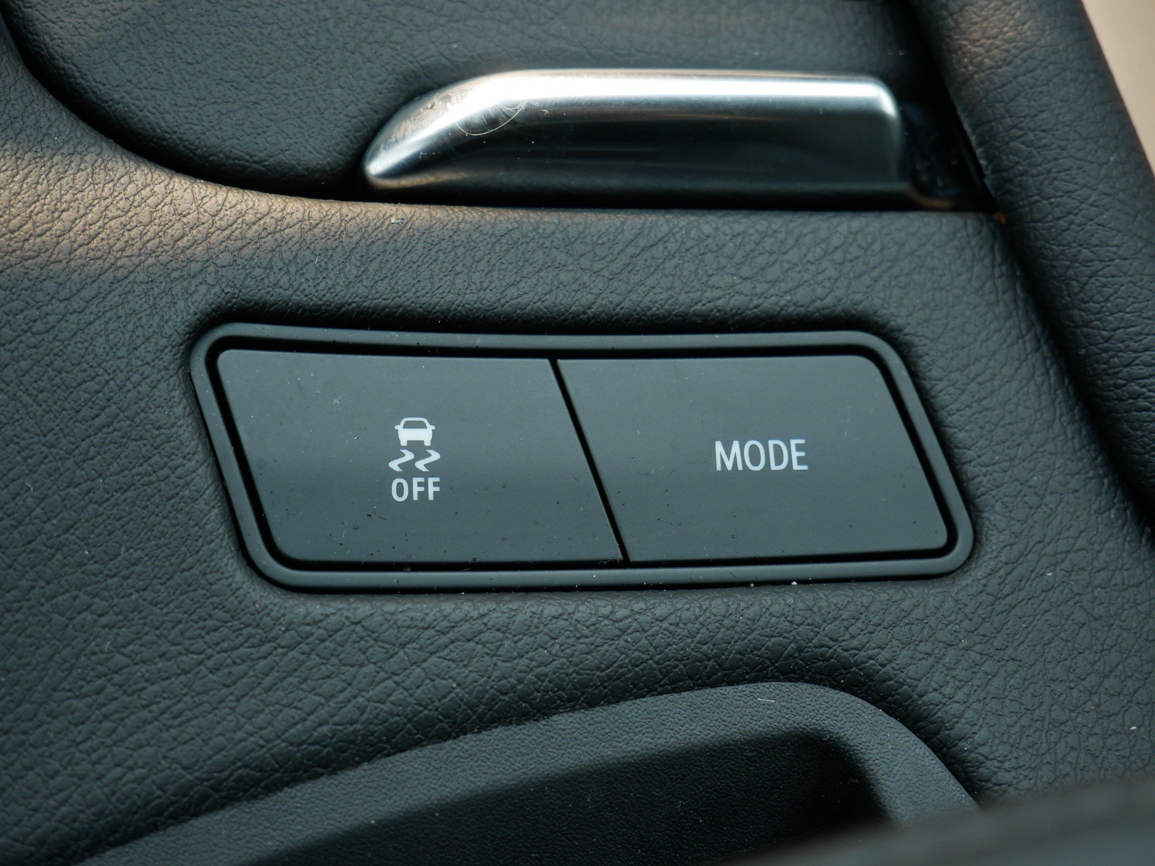 Used 2024 Cadillac XT5 Sportv w/ LPO, Floor Liner Package AWD/4WD image 32