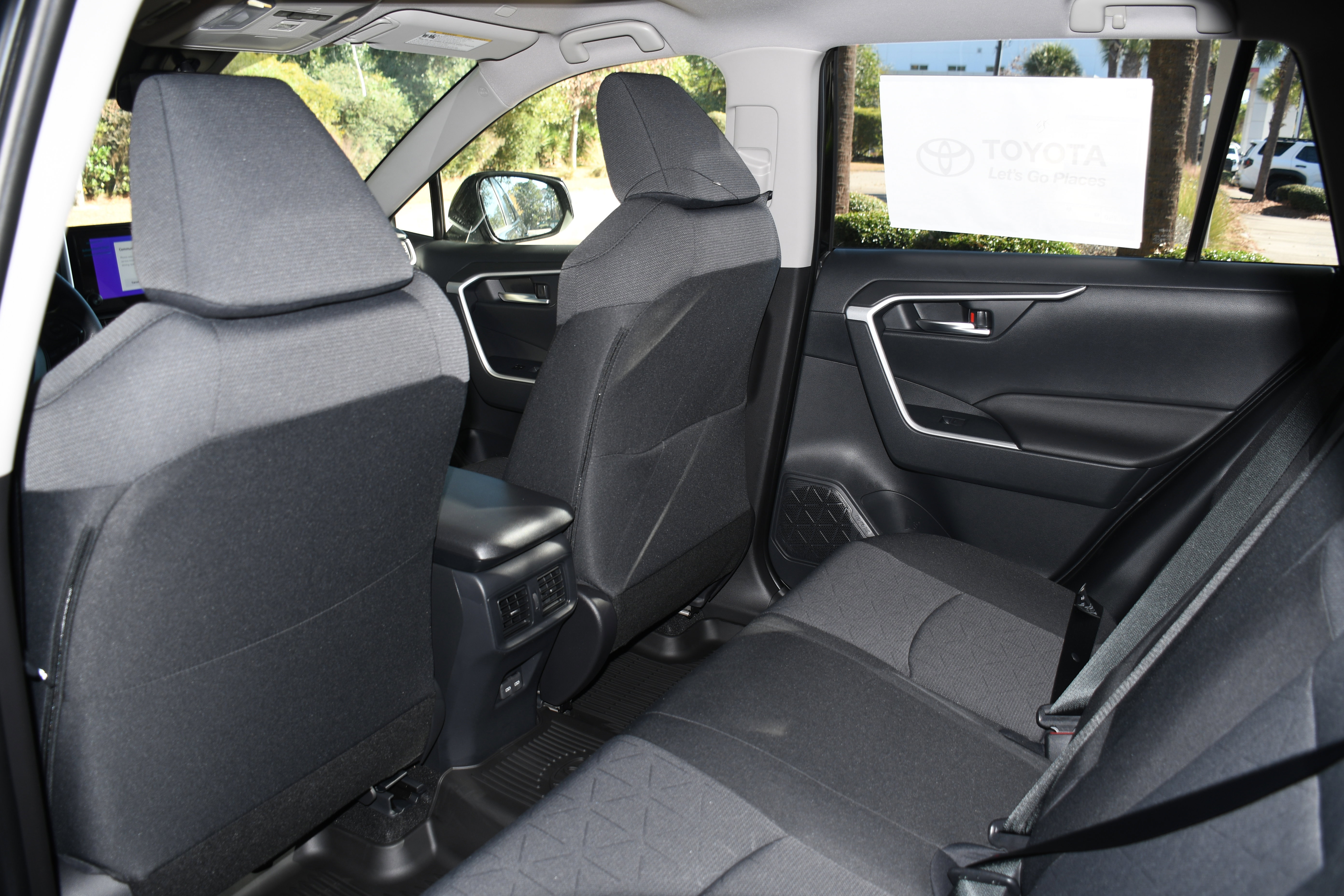 New 2025 Toyota RAV4 XLE image 8