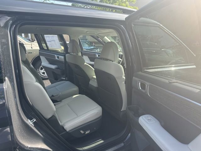 New 2026 Hyundai Santa Fe Calligraphy AWD/4WD image 16
