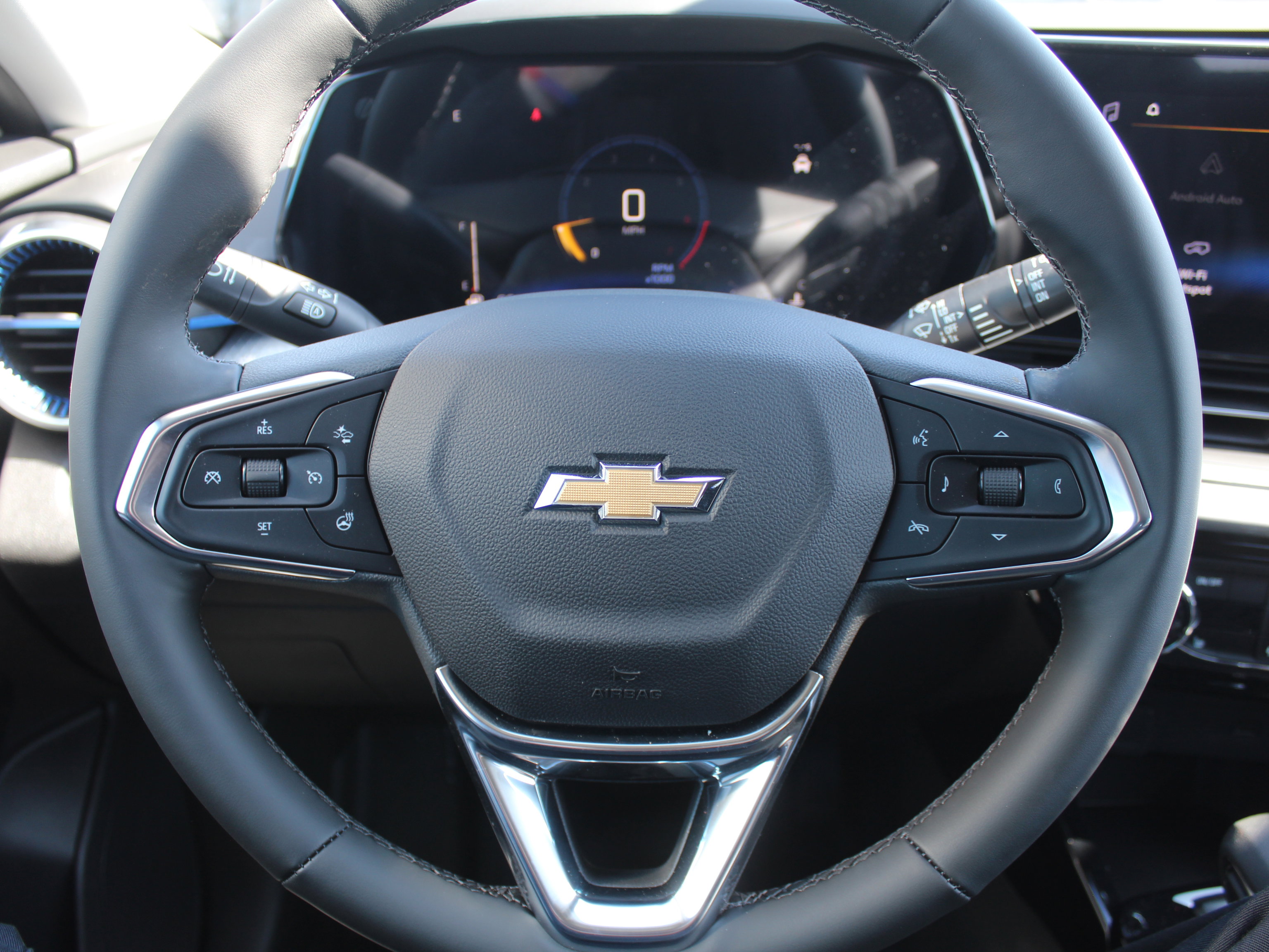 New 2026 Chevrolet Trax LT w/ Driver Confidence Package image 11