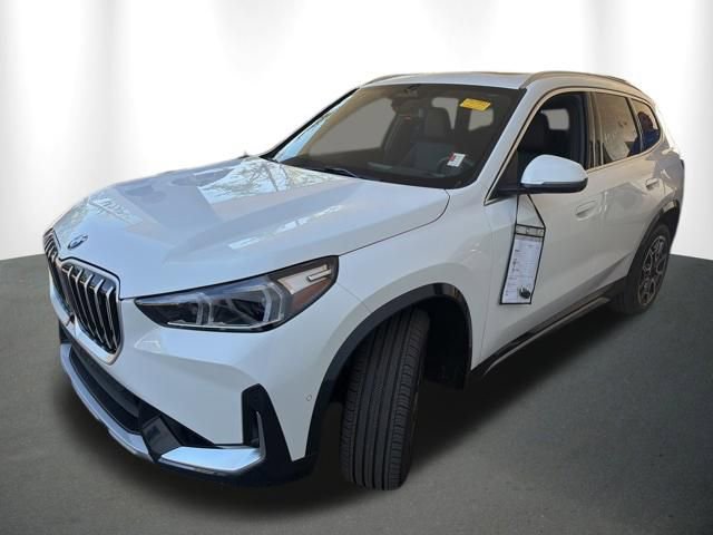Used 2026 BMW X1 xDrive28i w/ Technology Package image 4