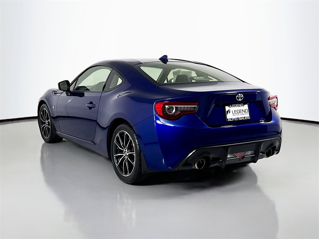 Used 2017 Toyota 86 image 8