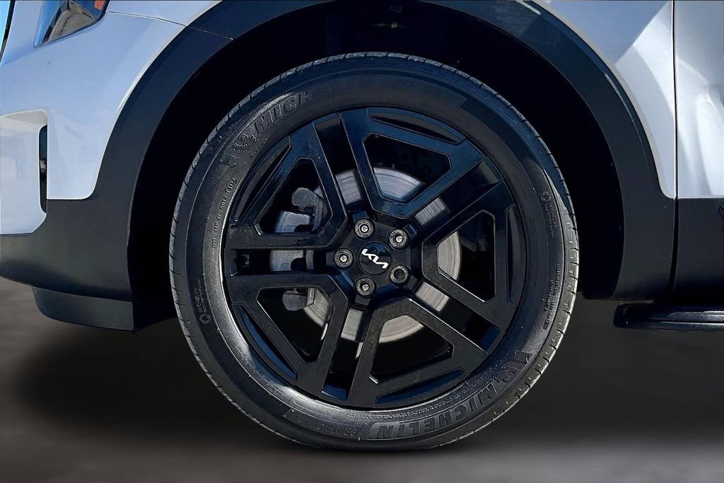 Used 2024 Kia Telluride EX X-Line image 35