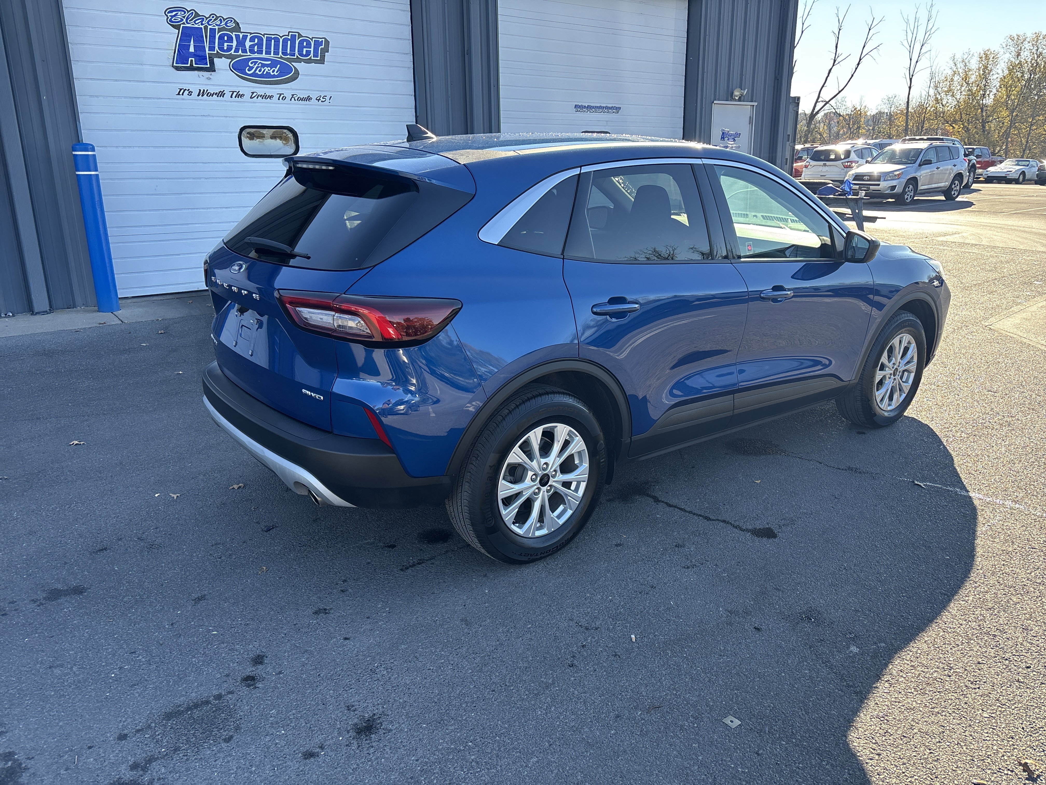 Used 2023 Ford Escape Active image 3