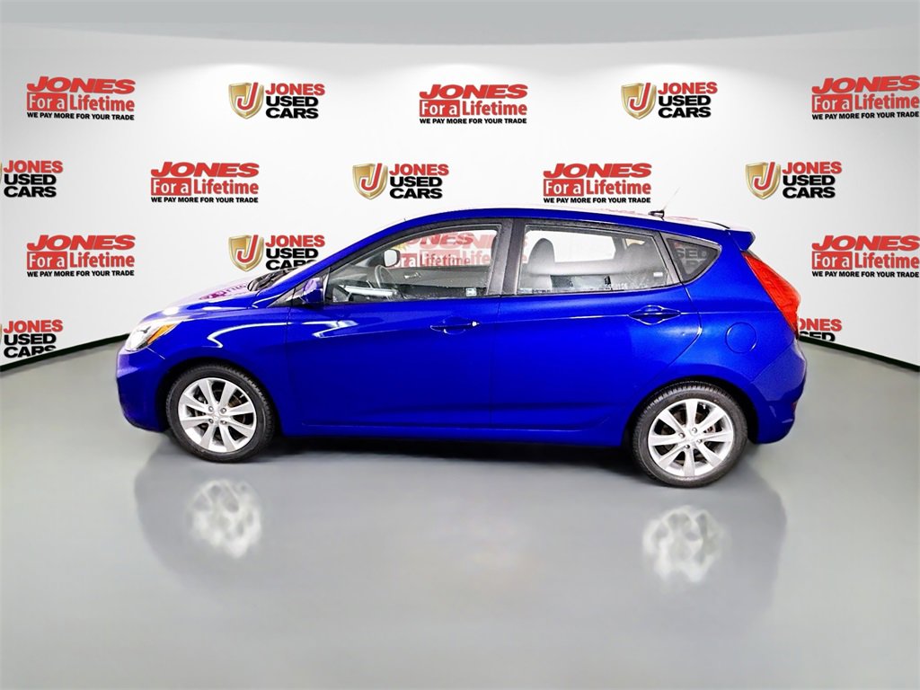 Used 2012 Hyundai Accent SE image 11