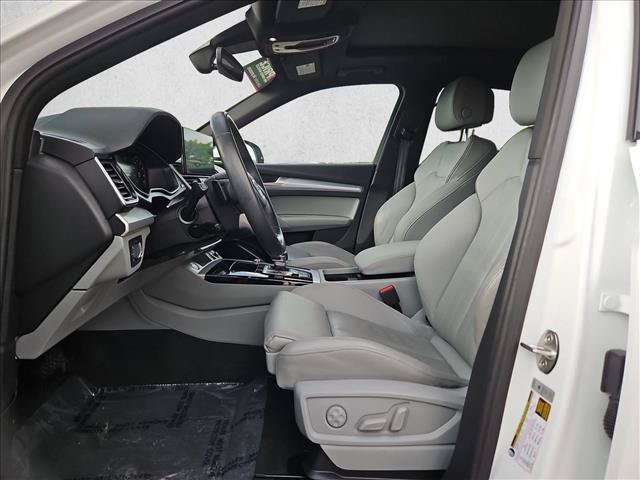 Used 2025 Audi Q5 2.0T Premium AWD/4WD image 17
