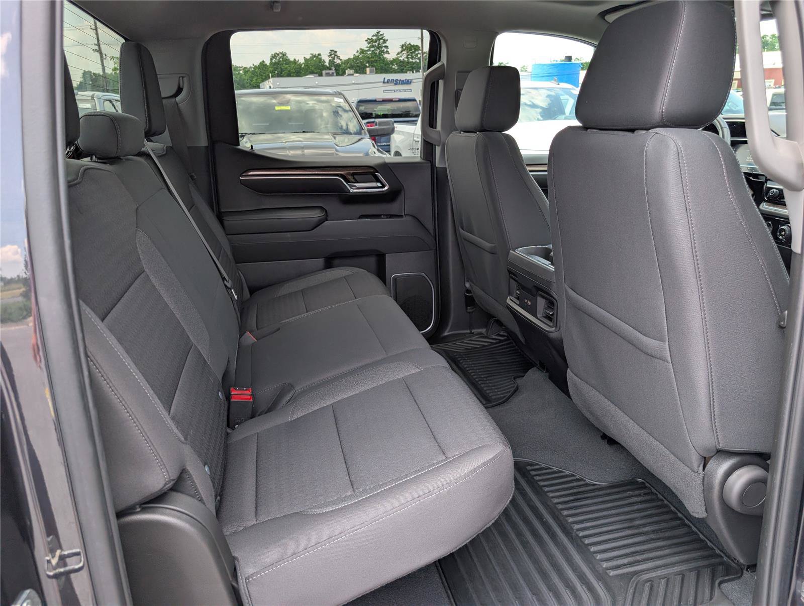 Used 2023 Chevrolet Silverado 1500 RST w/ Z71 Off-Road Package AWD/4WD image 12