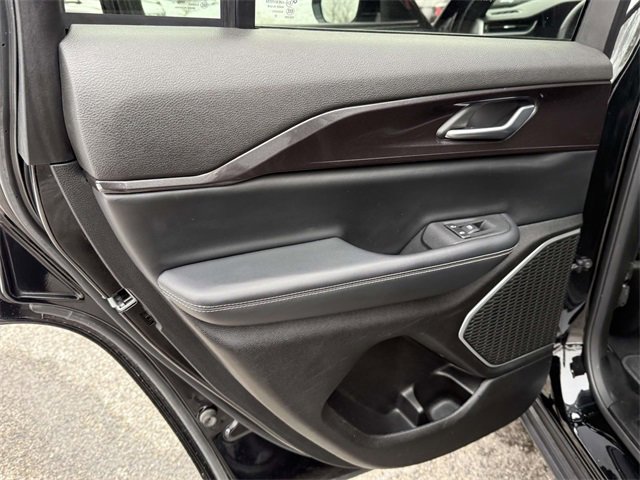 Certified 2022 Jeep Grand Cherokee Altitude image 17