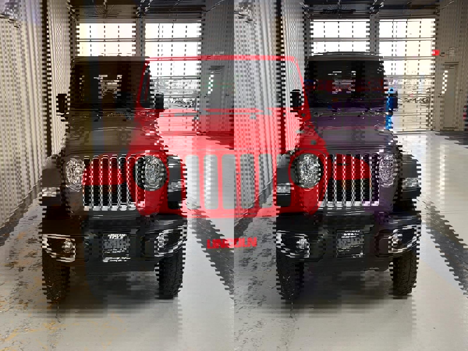 Used 2019 Jeep Wrangler Unlimited Sahara image 4