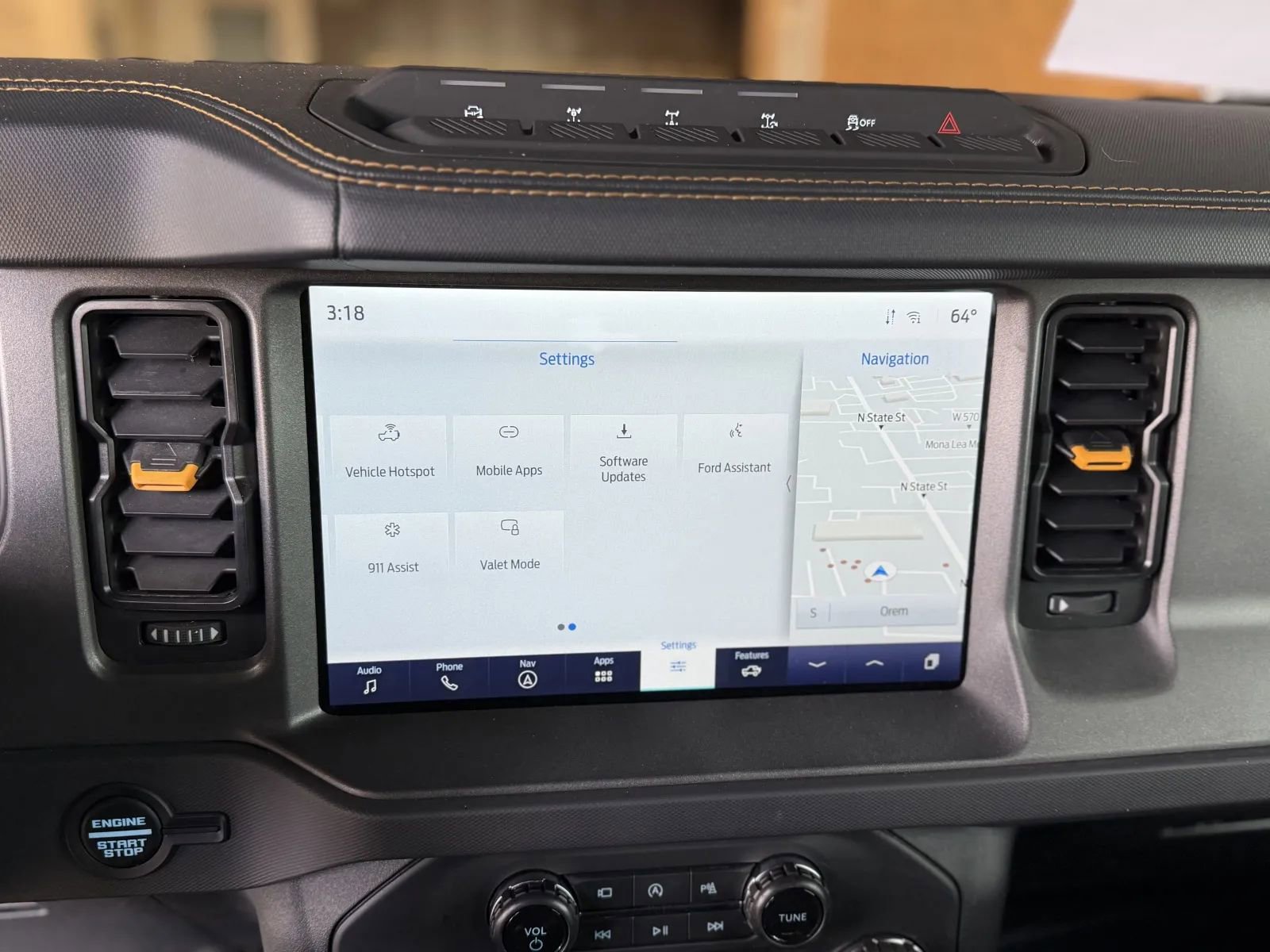 Used 2024 Ford Bronco Badlands image 32