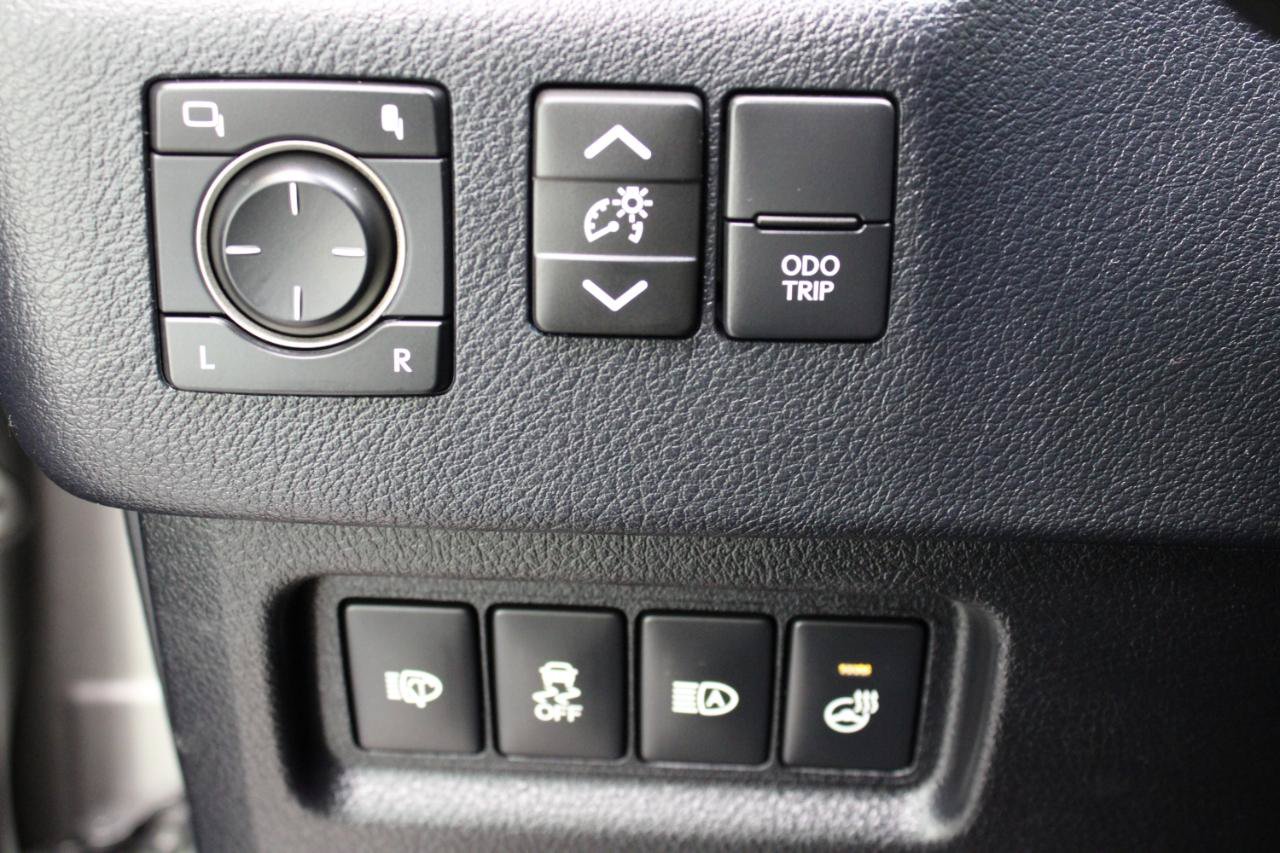 Used 2022 Lexus GX 460 Premium w/ Accessory Package AWD/4WD image 56