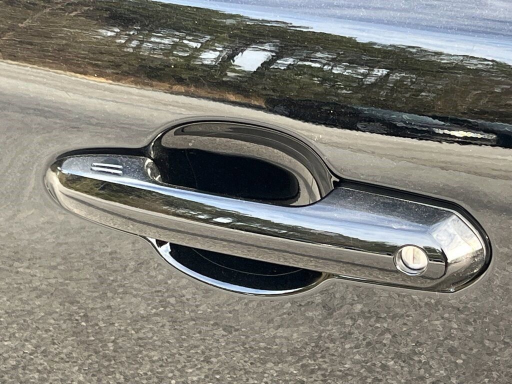 Used 2025 Toyota Crown Signia Limited image 34