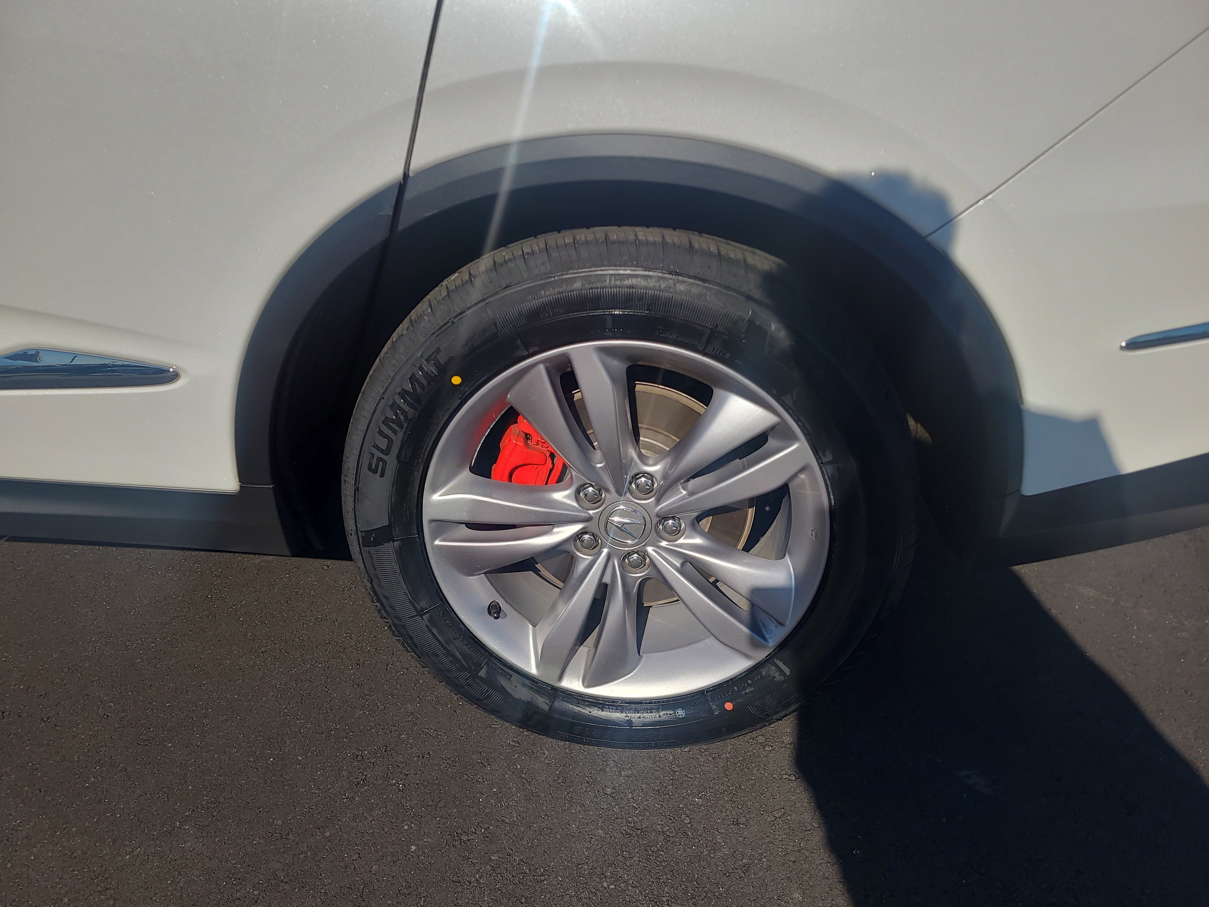 Used 2023 Acura MDX SH-AWD image 11