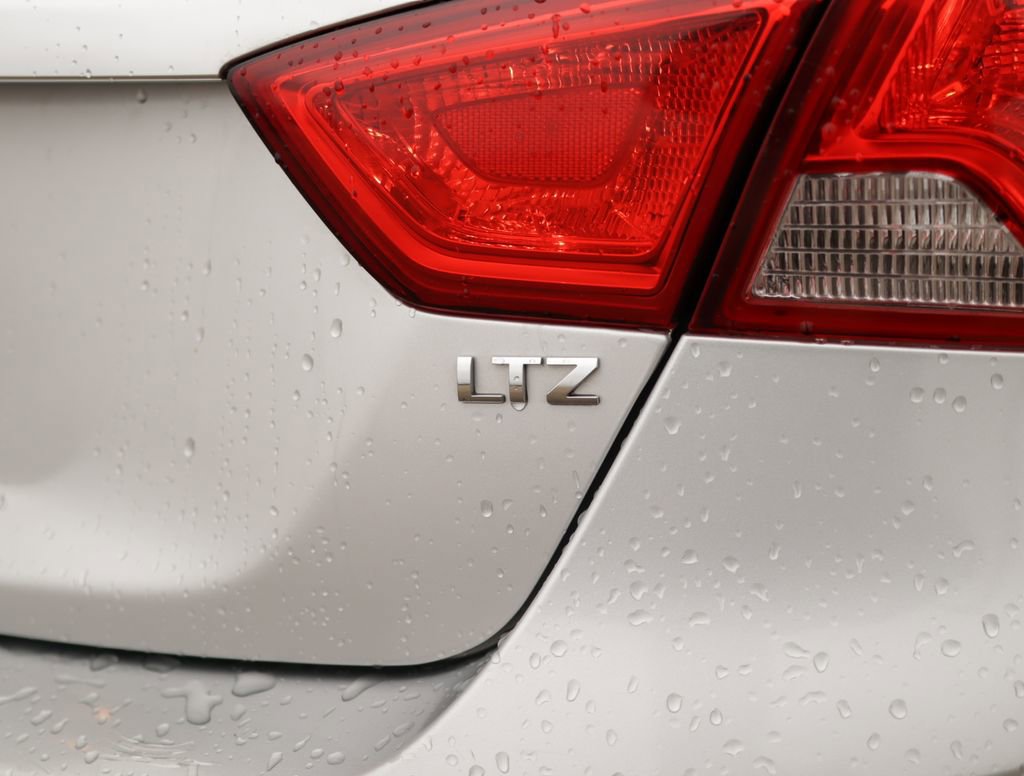 Used 2016 Chevrolet Impala LTZ image 34