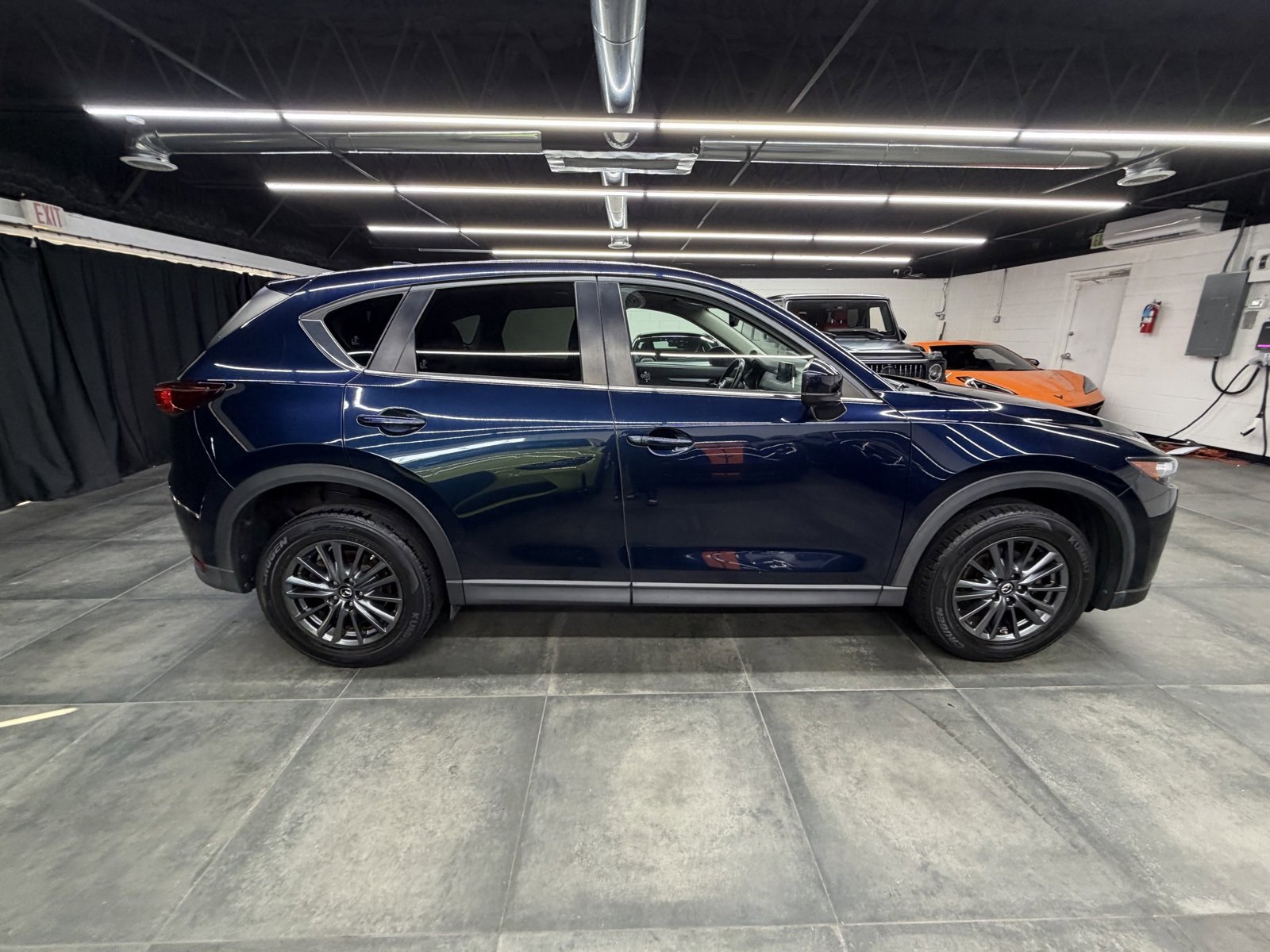 Used 2019 MAZDA CX-5 Touring image 8