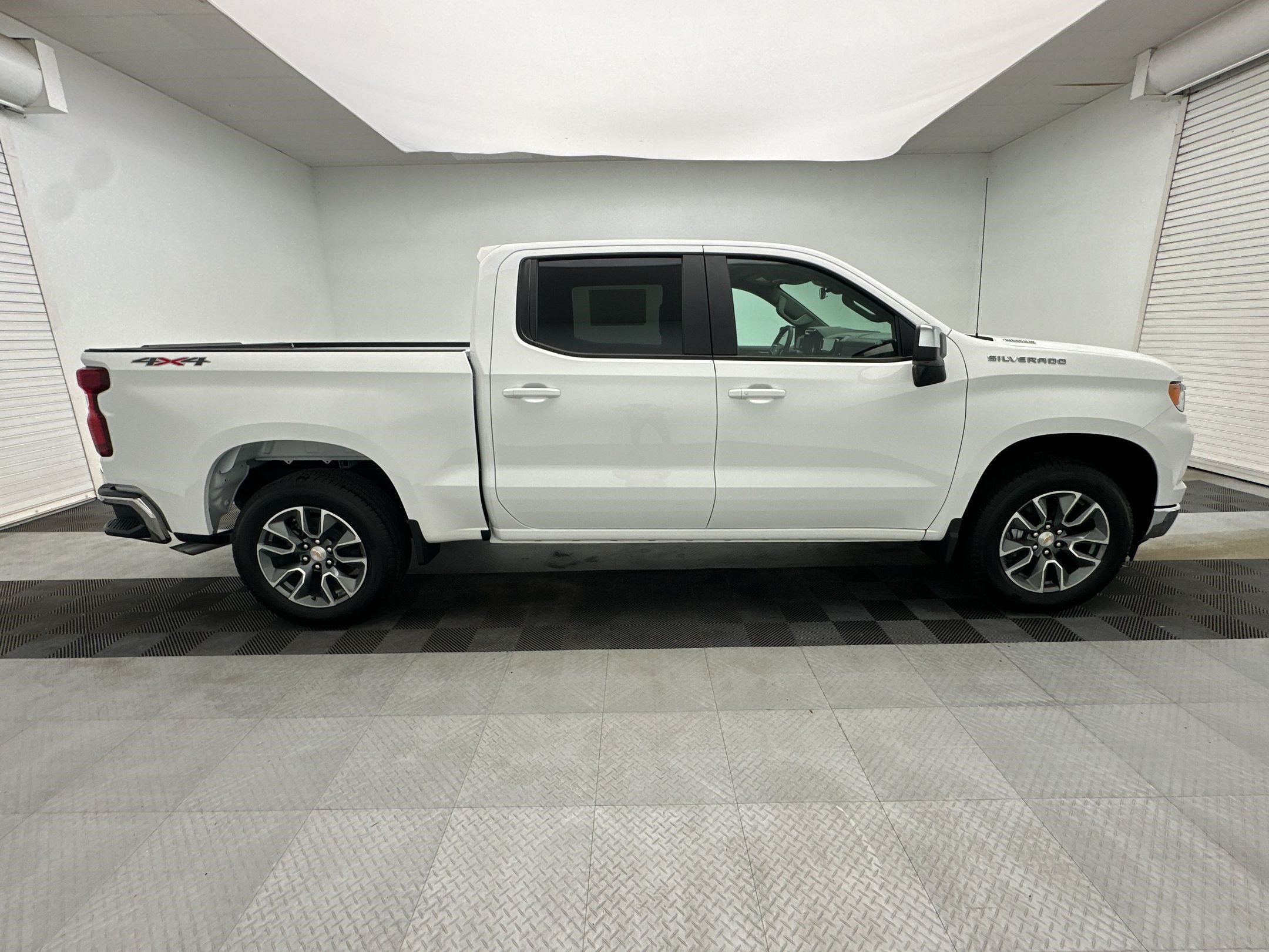 New 2026 Chevrolet Silverado 1500 LT AWD/4WD image 8