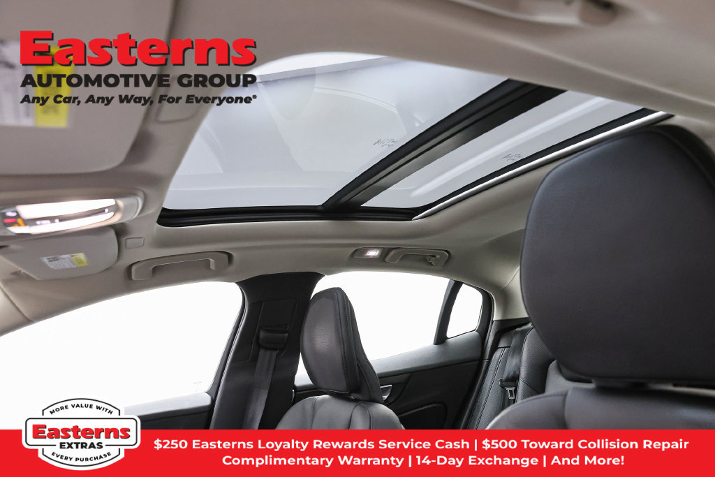 Used 2023 Volvo S60 T8 Plus AWD/4WD image 35