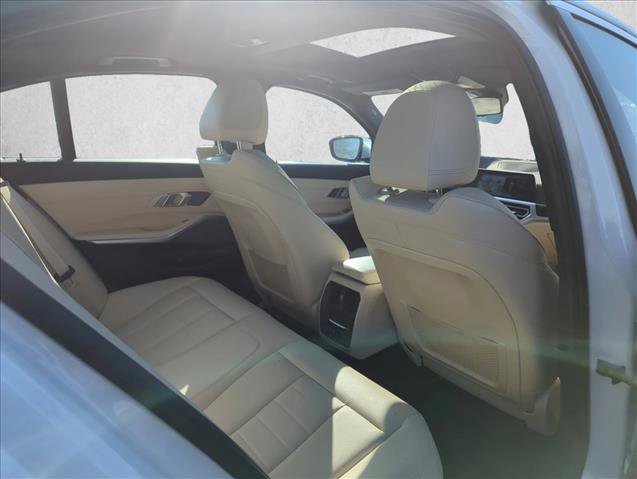 Used 2019 BMW 330i xDrive Sedan w/ Premium Package image 20