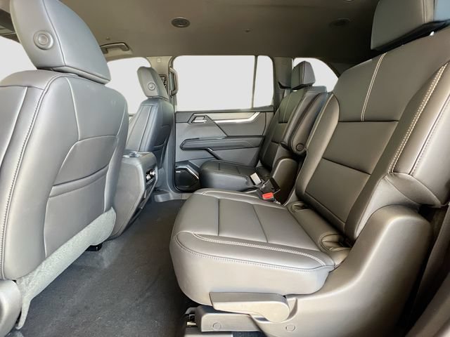 New 2026 GMC Acadia Elevation w/ Elevation Premium Package FWD image 17