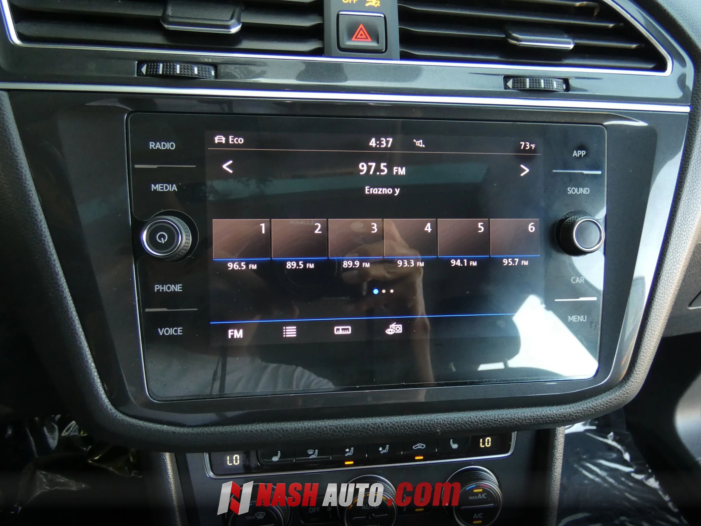 Used 2018 Volkswagen Tiguan SE w/ Panoramic Sunroof Package AWD/4WD image 54