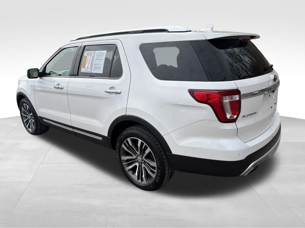 Used 2017 Ford Explorer Platinum image 5