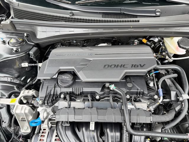 New 2026 Hyundai Elantra SE FWD image 29
