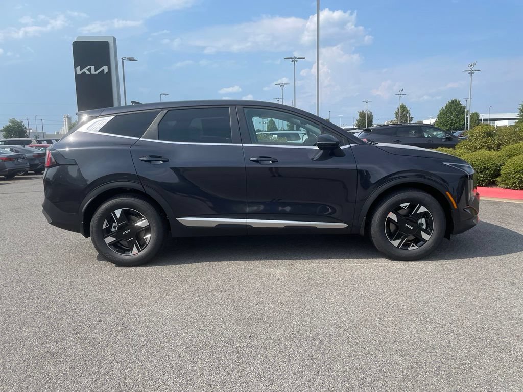 New 2026 Kia Sportage LX w/ LX Convenience Package FWD image 9