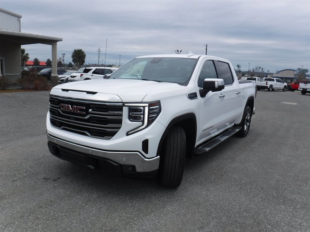 Used 2023 GMC Sierra 1500 SLT image 28