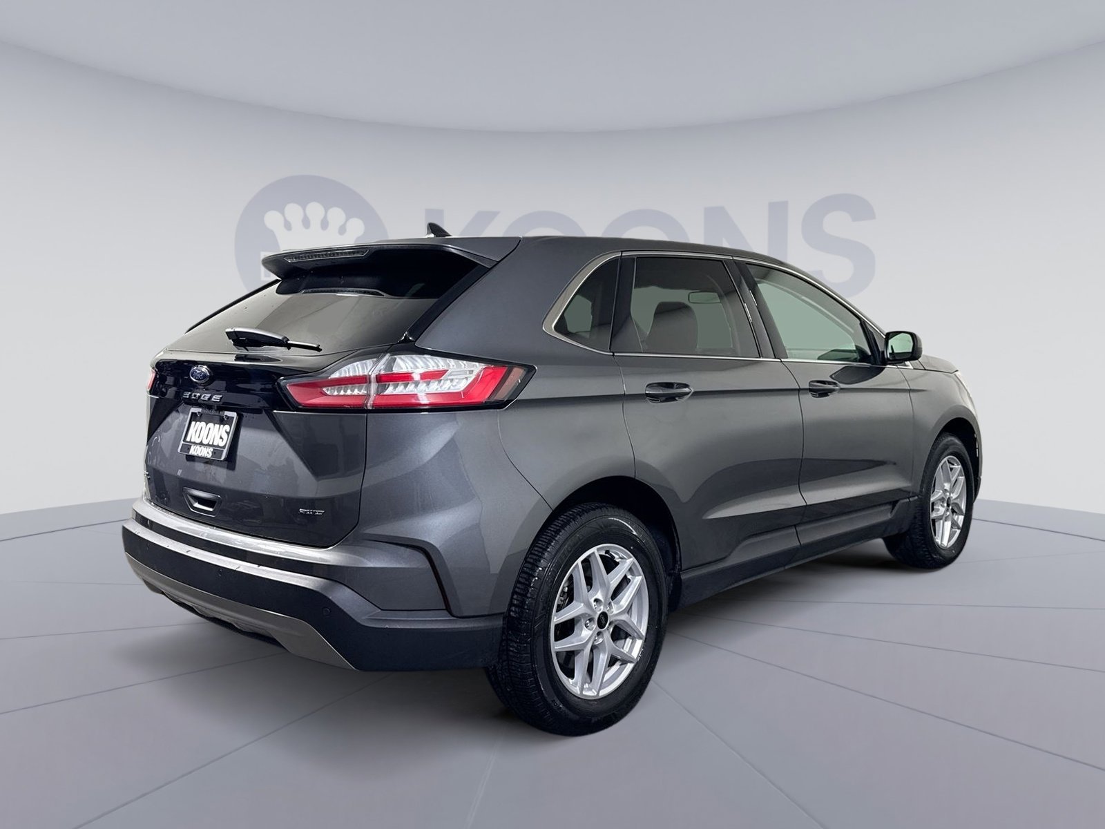 Used 2024 Ford Edge SEL image 7