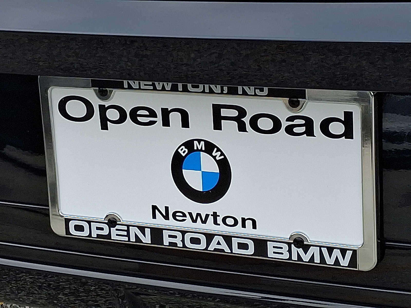 Used 2024 BMW 740i xDrive w/ Premium Package 2 AWD/4WD image 33