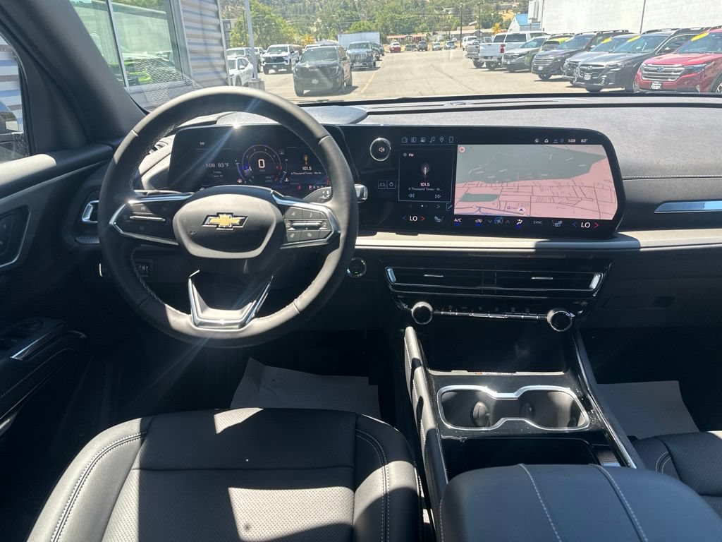 New 2026 Chevrolet Traverse LT w/ LPO, Floor Liner Package AWD/4WD image 16