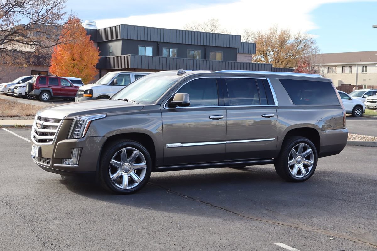 Used 2016 Cadillac Escalade ESV Premium image 10