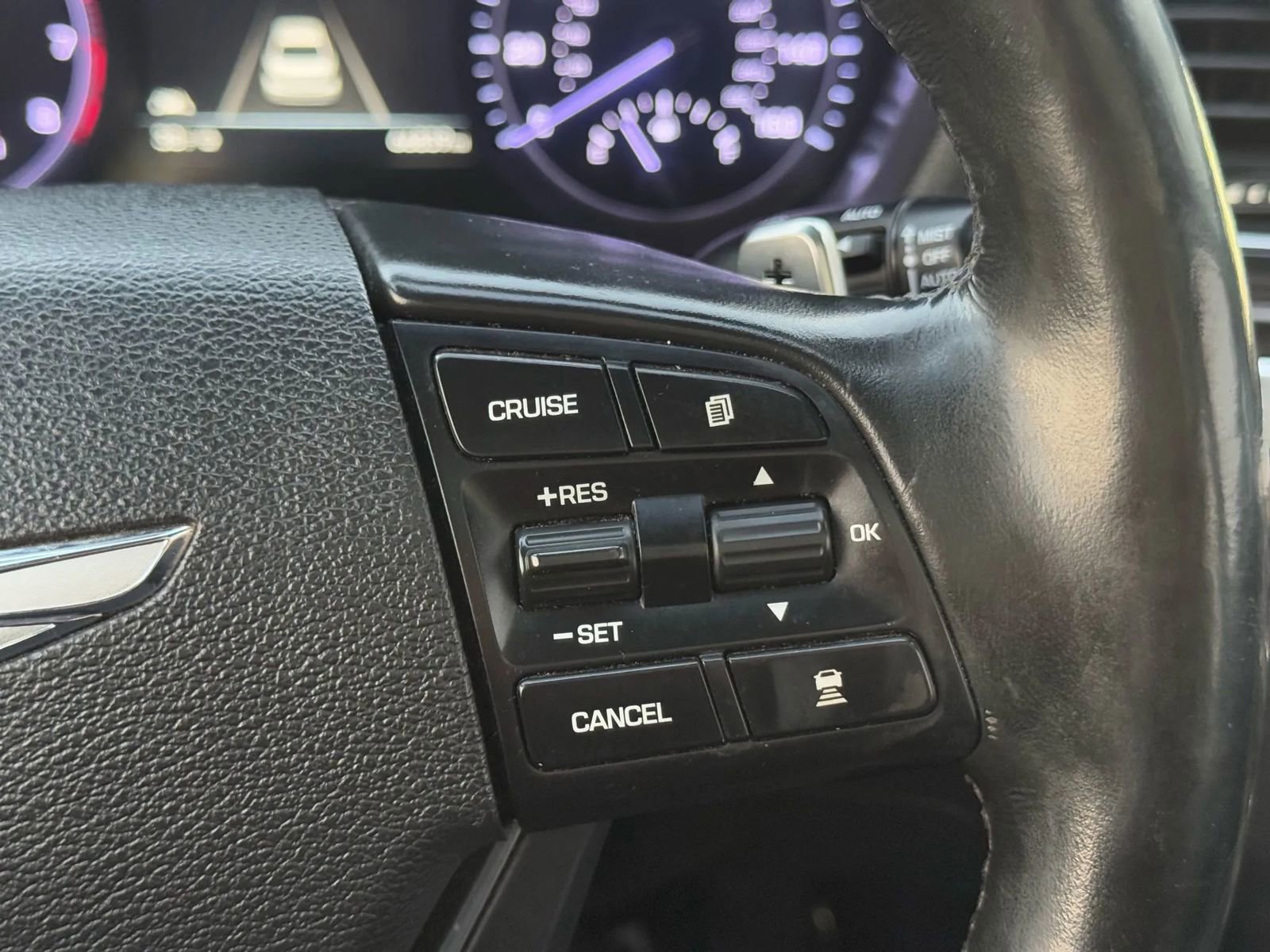 Used 2018 Genesis G80 3.8 w/ Option Group 02 image 31