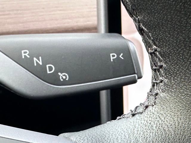 Used 2023 Tesla Model Y Long Range image 9