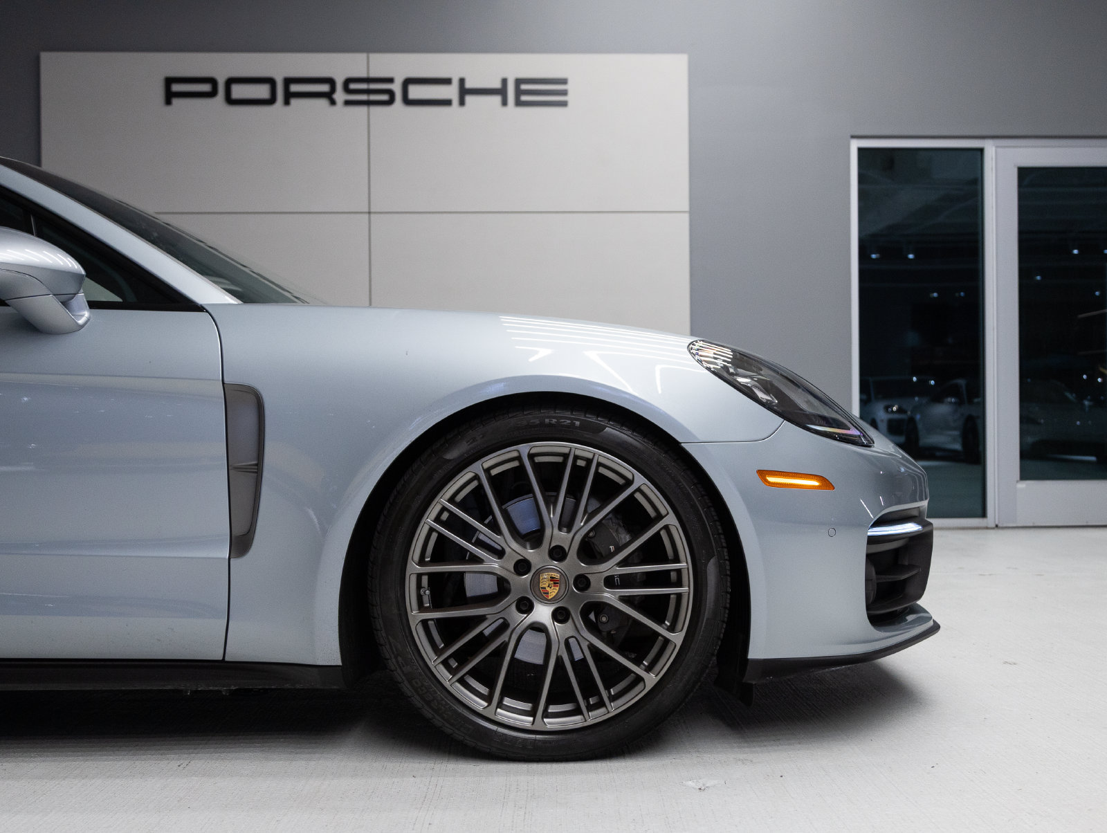 Certified 2023 Porsche Panamera Platinum Edition w/ Assistance Package RWD image 11