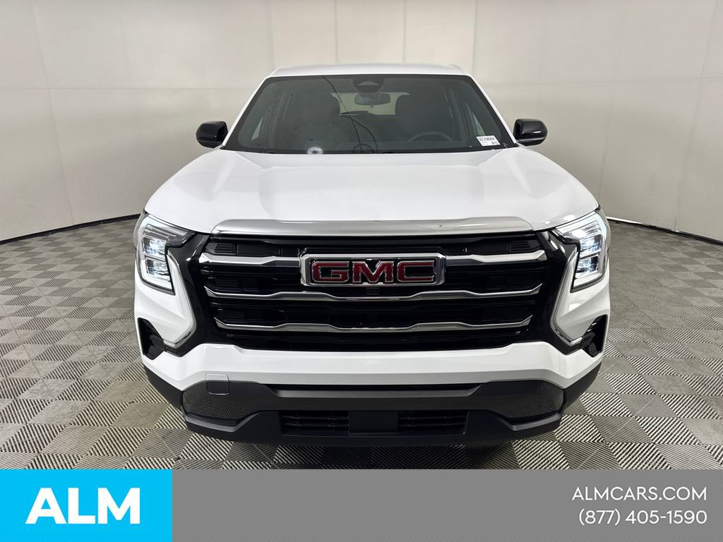 Used 2026 GMC Terrain Elevation image 3