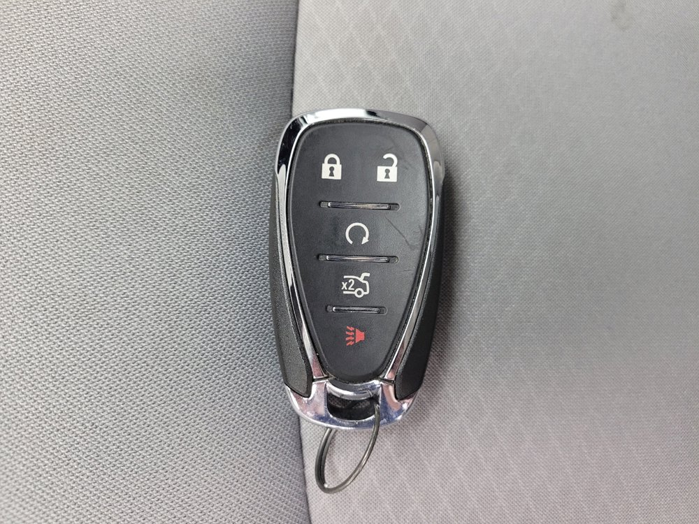 Used 2020 Chevrolet Malibu LT FWD image 32