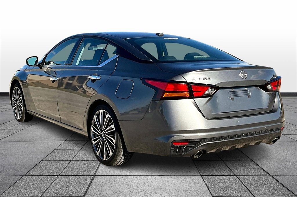 Used 2023 Nissan Altima 2.5 SL image 9