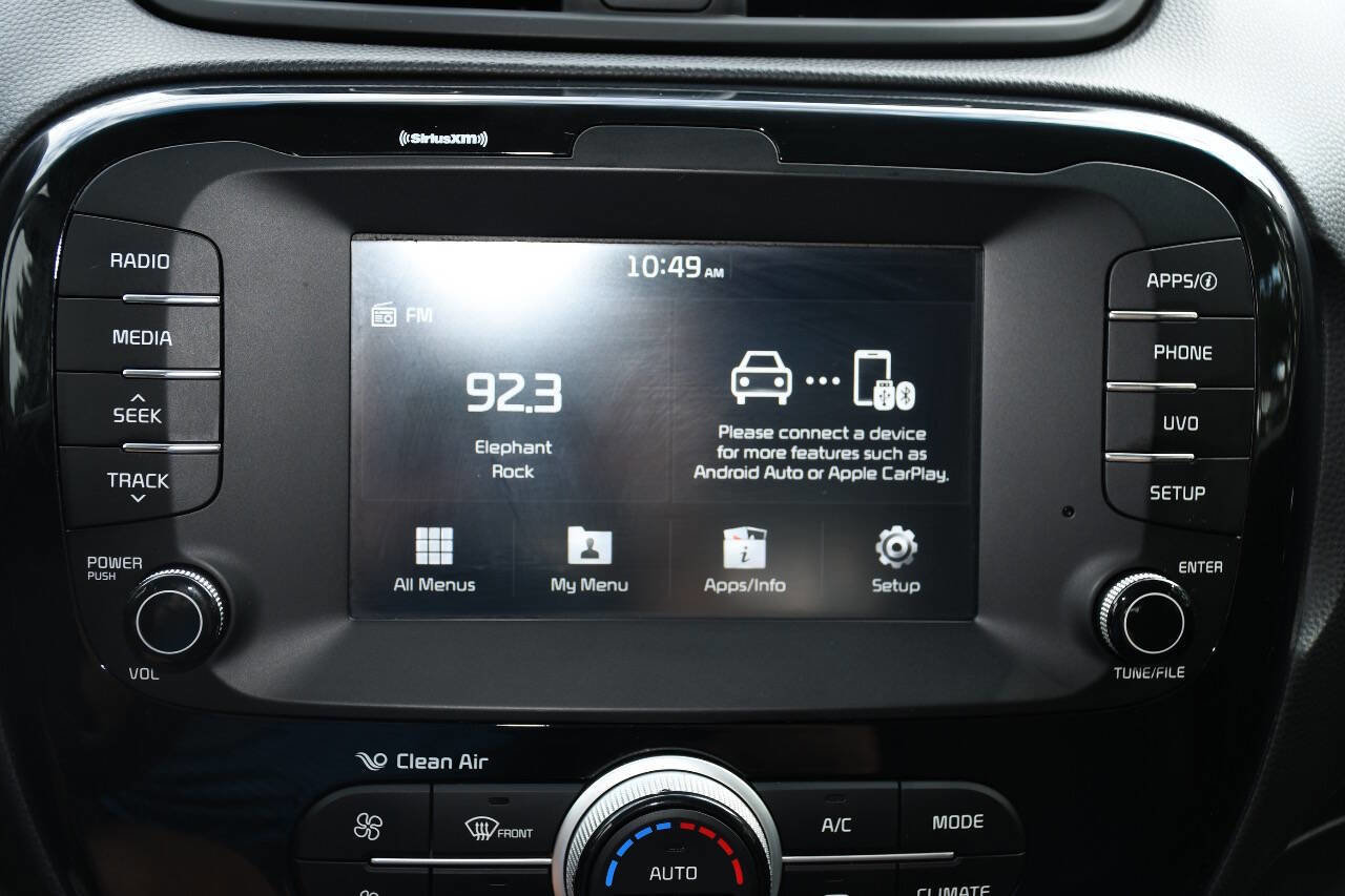Used 2018 Kia Soul ! FWD image 31