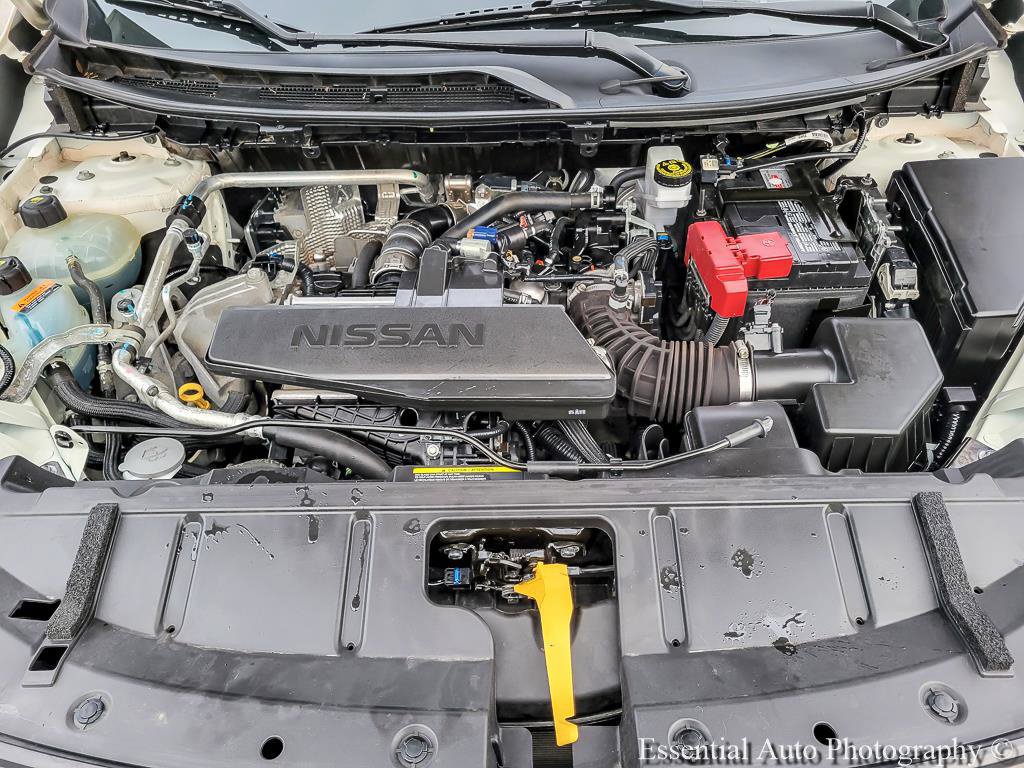 Used 2024 Nissan Rogue S FWD image 29