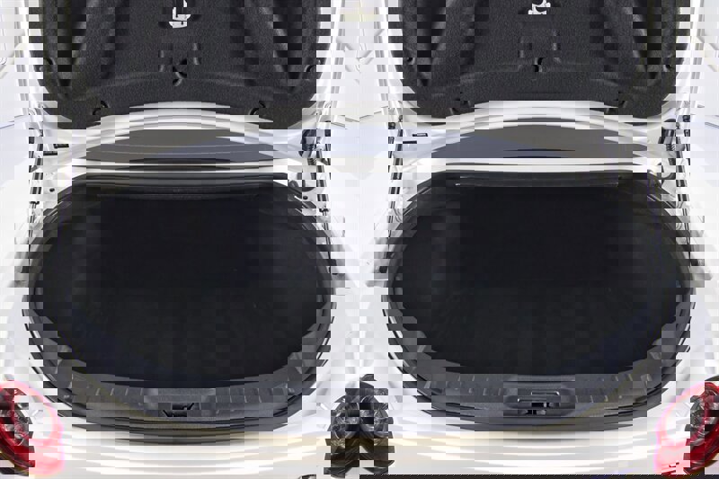 Used 2021 Nissan GT-R Premium image 41